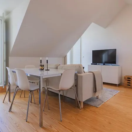 Elegant In Graca By Lovelystay リスボン