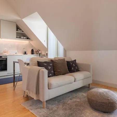 Apartment Elegant In Graca By Lovelystay Lisbon