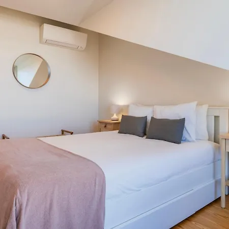 Elegant In Graca By Lovelystay Lisbon