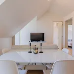 Elegant In Graca By Lovelystay * Lisboa